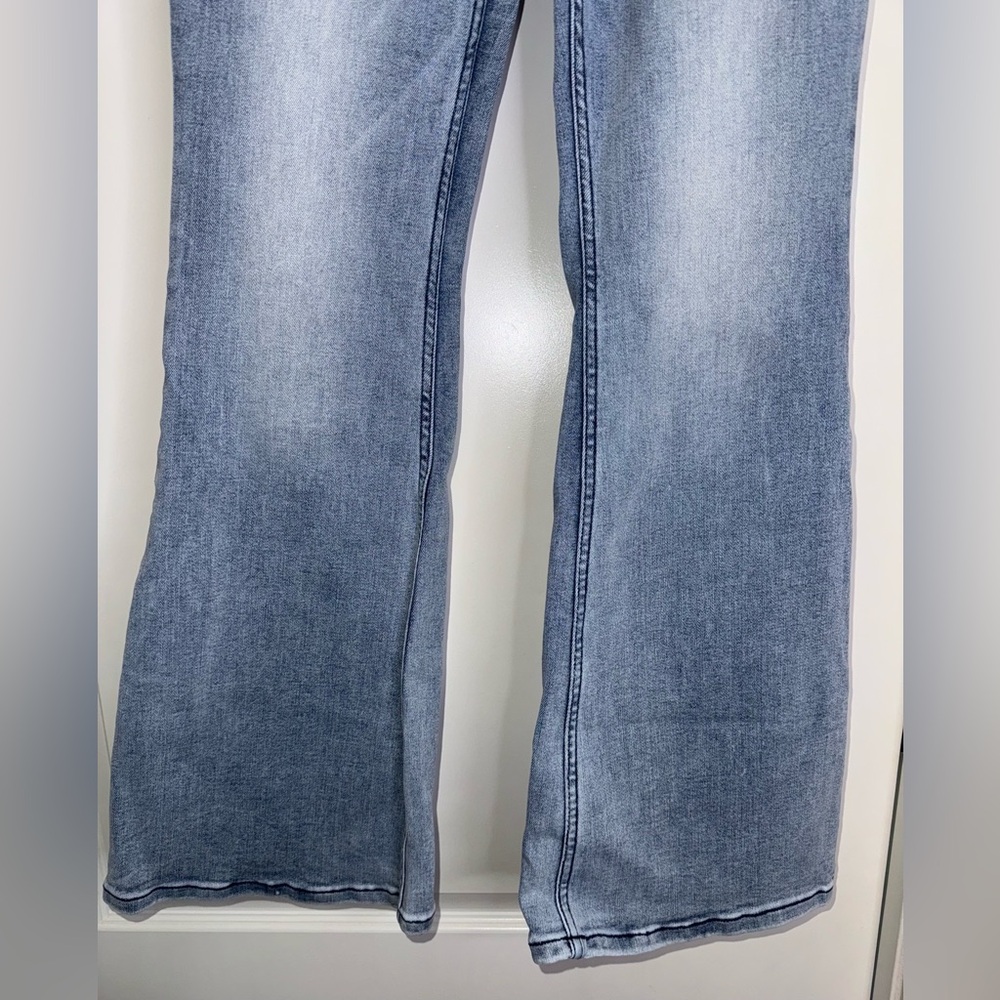 Idyllwind Light Blue Flare Jeans - Wide Leg - Picture 3 of 9